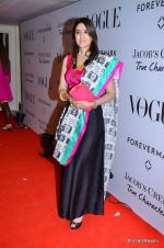 at Vogue_s 5th Anniversary bash in Trident, Mumbai on 22nd Sept 2012 (189).JPG